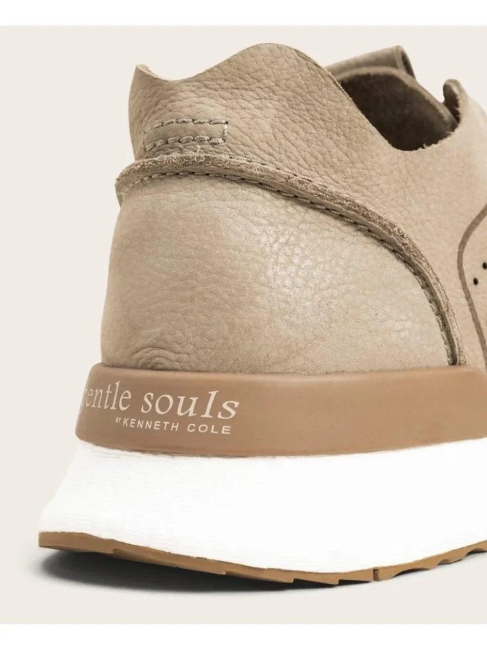 Kenneth Cole Mens Gentle Souls Laurence Jogger Sneaker Mushroom Size 11 Defected